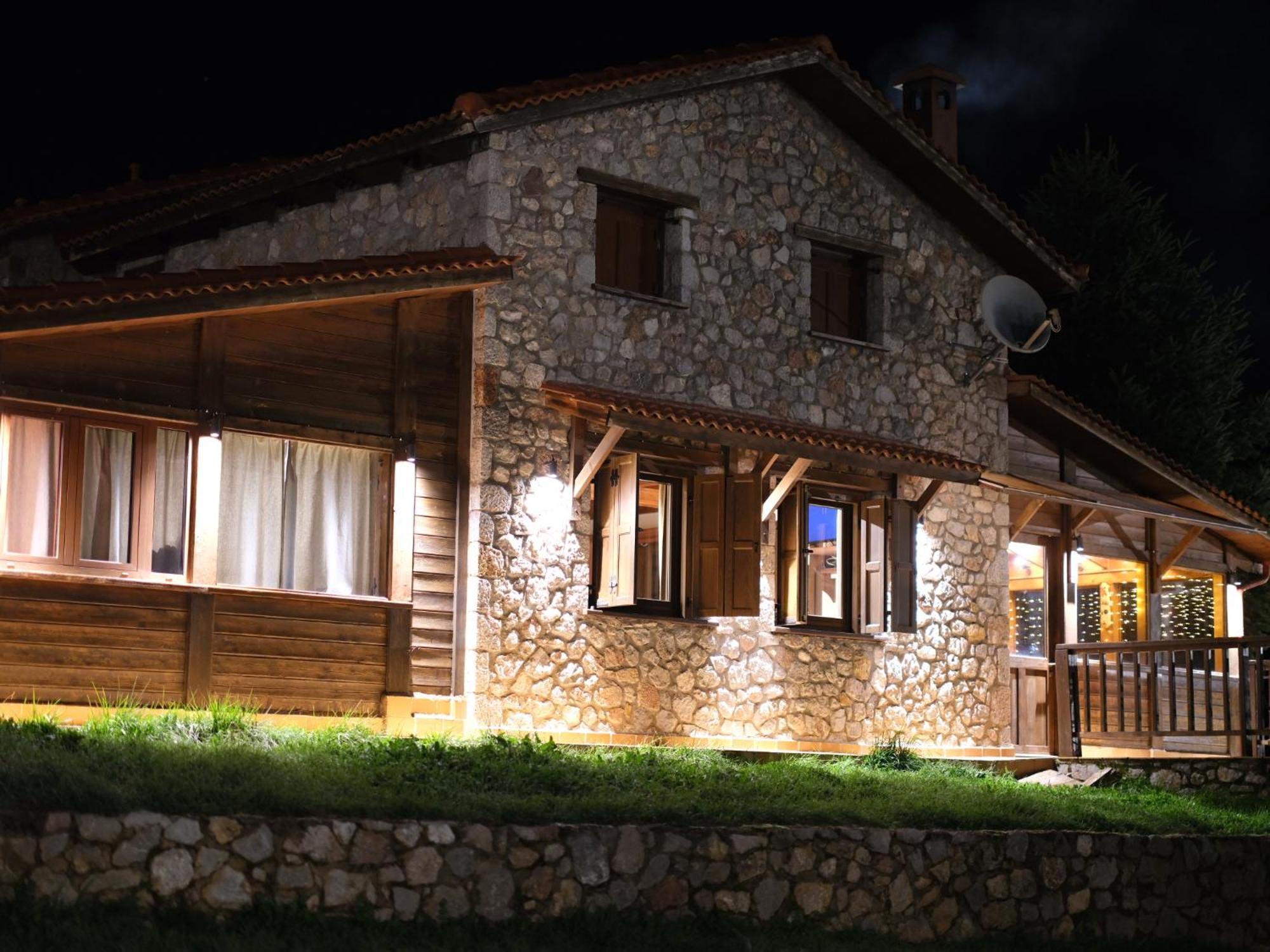 Mont Valley Boutique Chalets Αράχωβα Εξωτερικό φωτογραφία