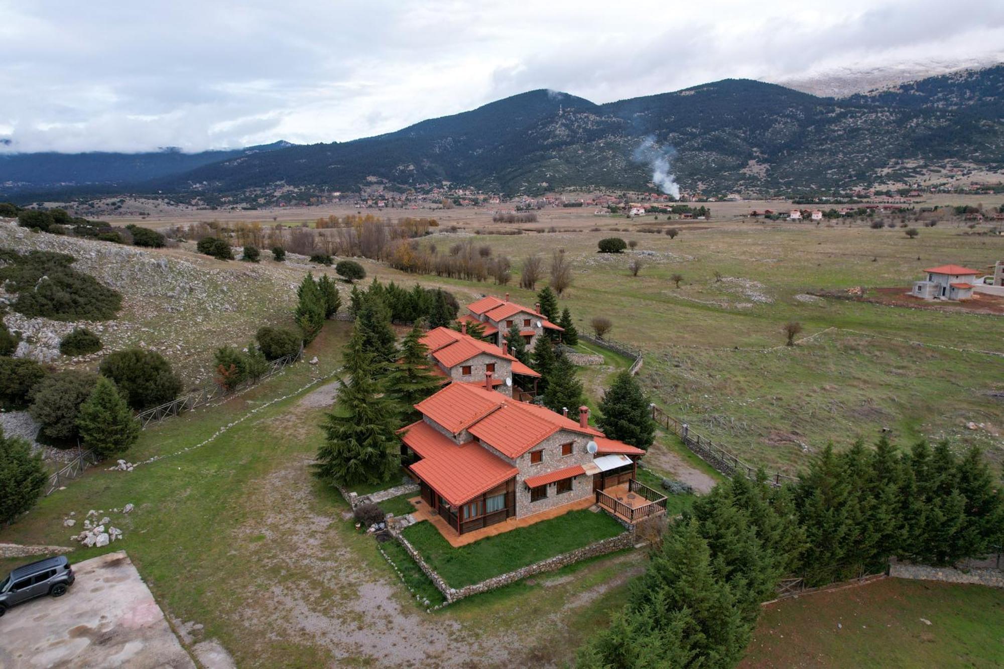 Mont Valley Boutique Chalets Αράχωβα Εξωτερικό φωτογραφία