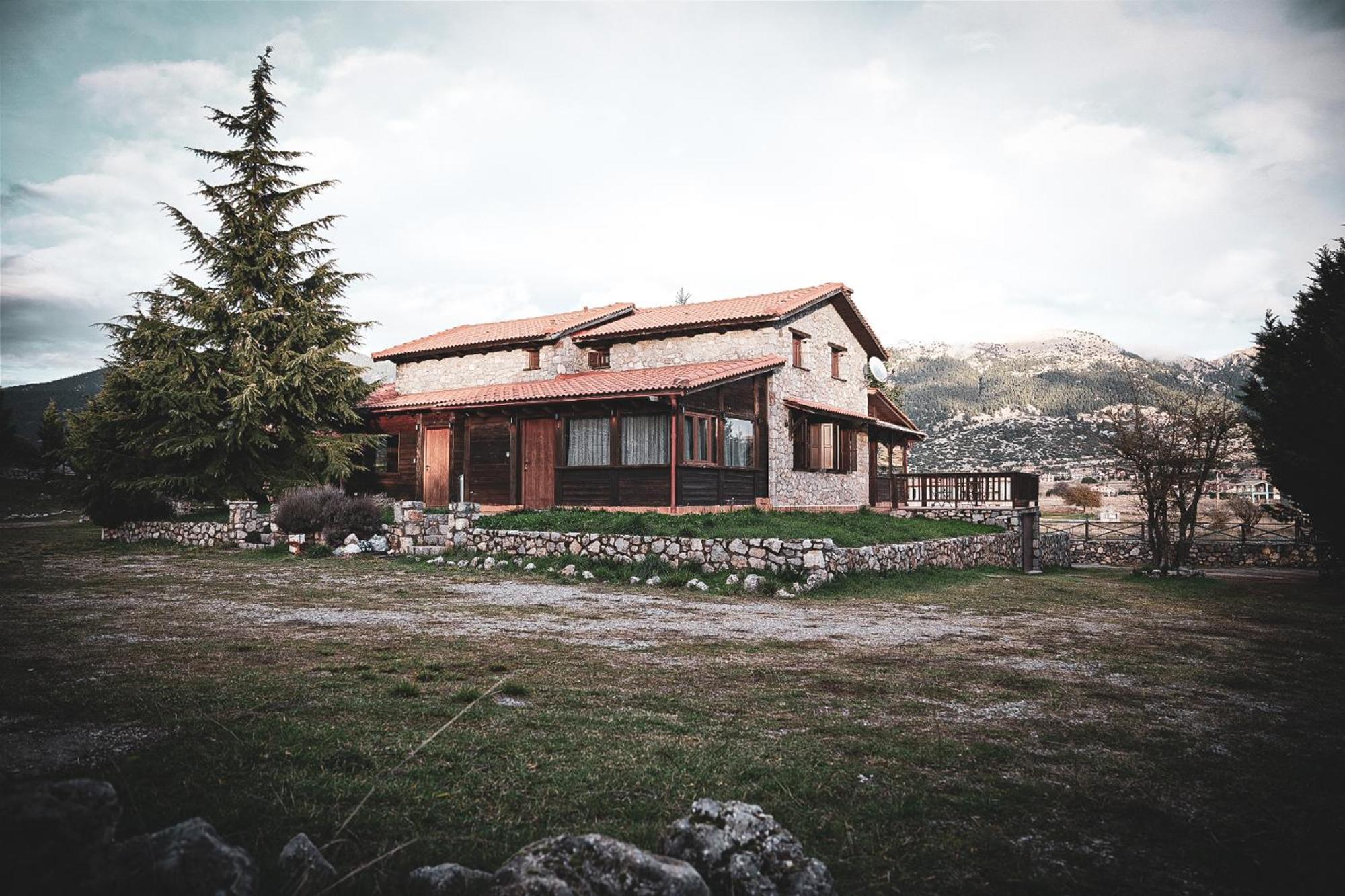 Mont Valley Boutique Chalets Αράχωβα Εξωτερικό φωτογραφία