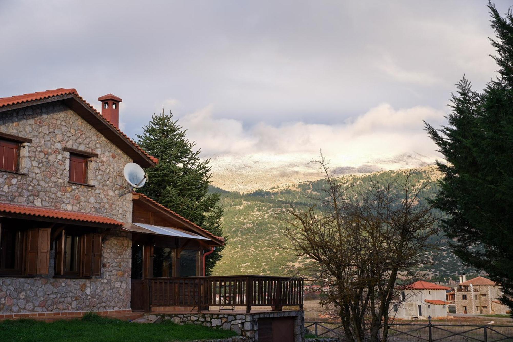Mont Valley Boutique Chalets Αράχωβα Εξωτερικό φωτογραφία